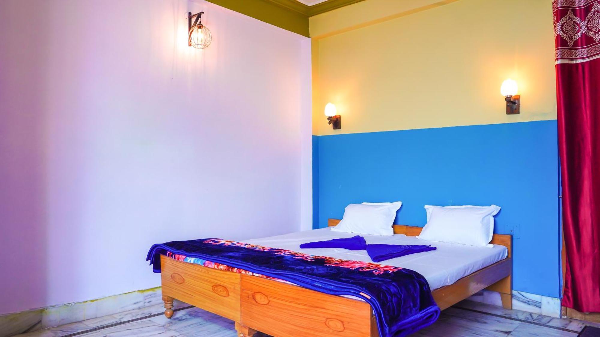 The Old Town Hostel Pushkar Exterior photo